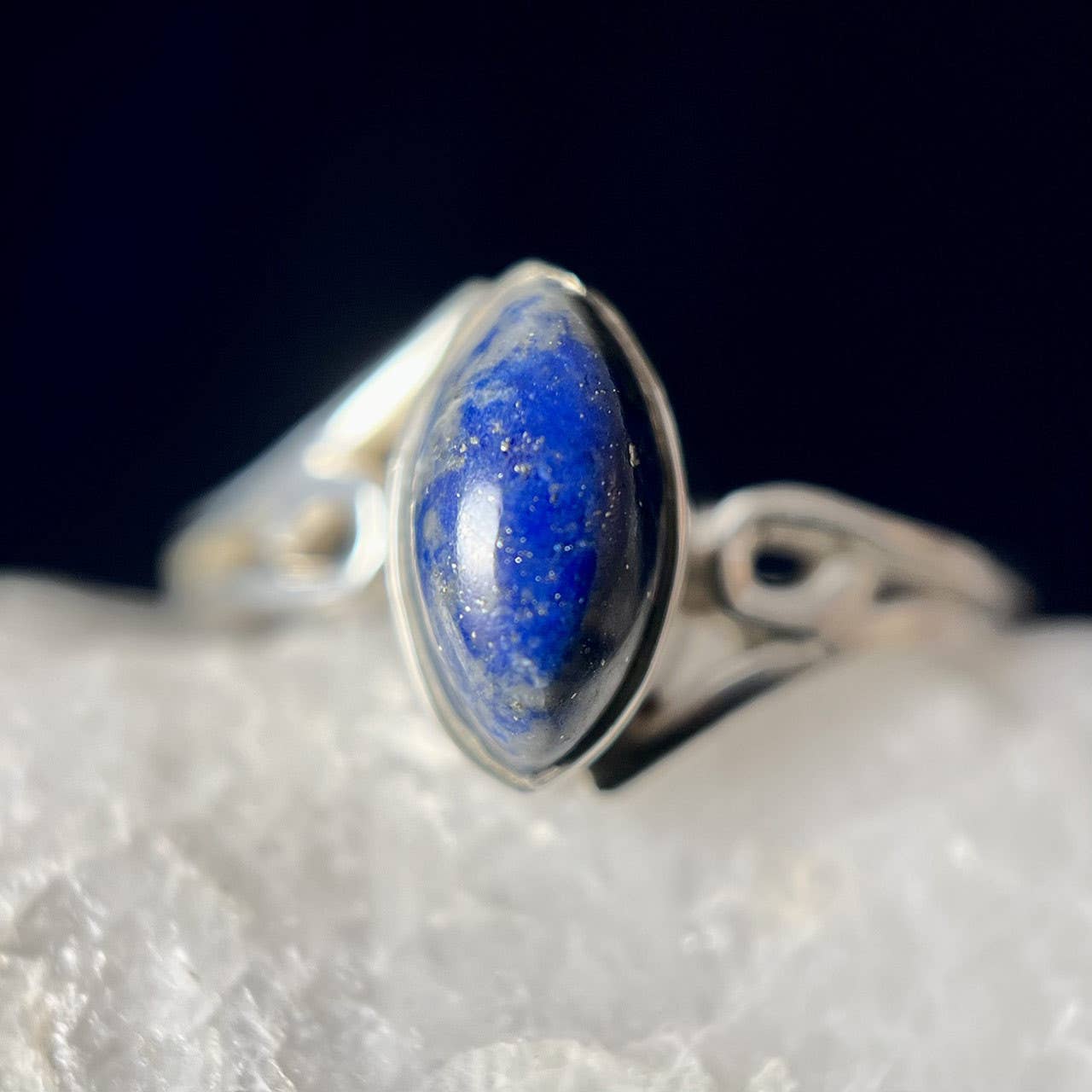 LAPIS LAZULI RING WAVE