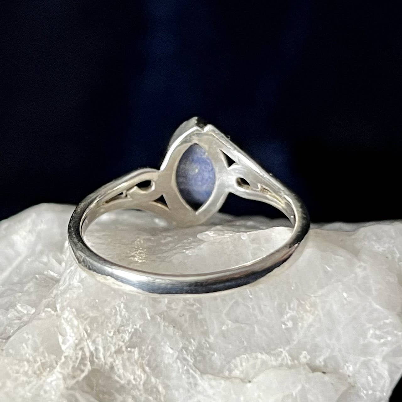 LAPIS LAZULI RING WAVE