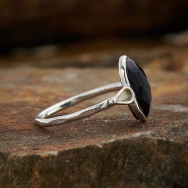 Black Onyx Double Terminated Ring
