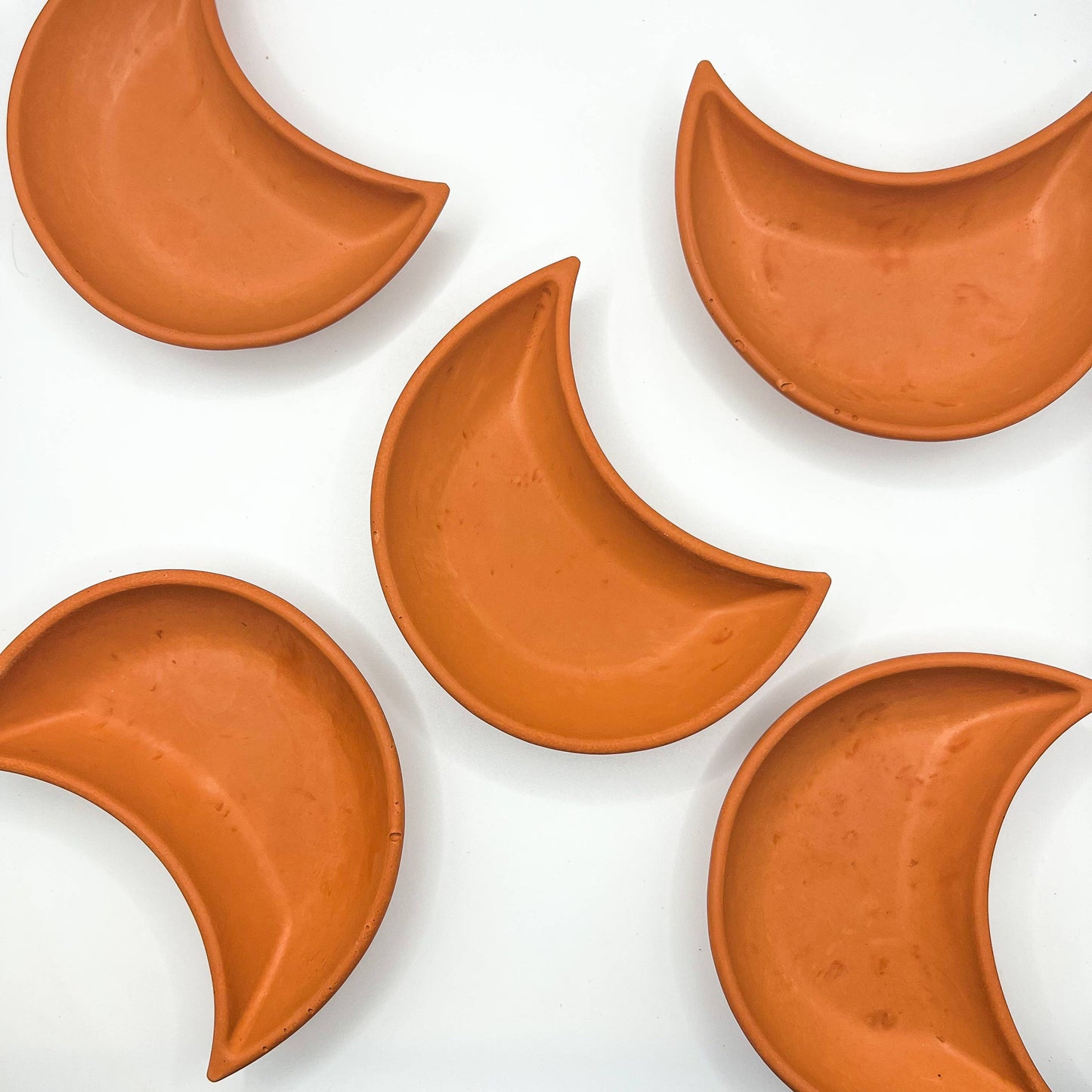 Concrete Moon Dish - Terracotta