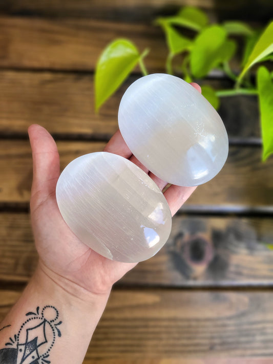 Selenite Palm Stones